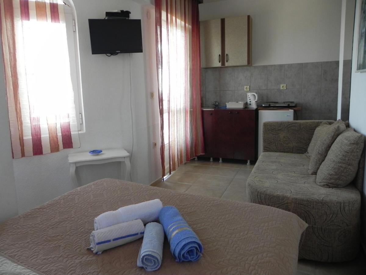 Apartments & Rooms Villa Anastasija Ulcinj Exterior photo